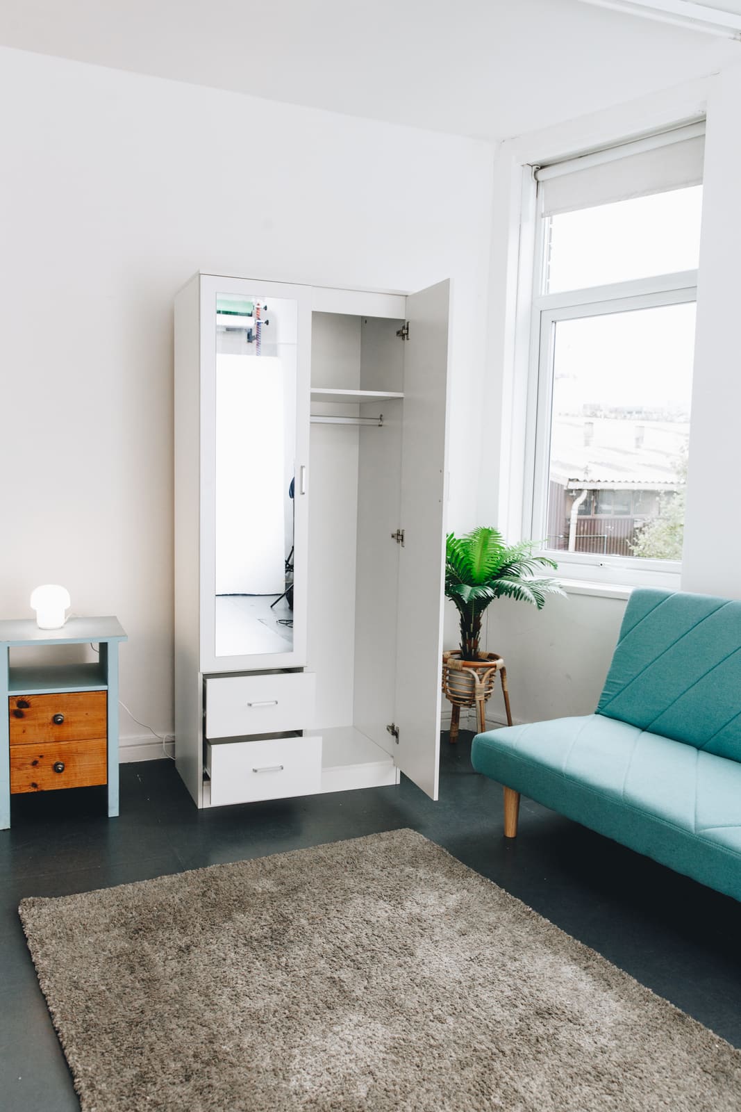 2 Door Wardrobe with Drawers view 4